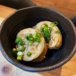 Sumibiyaki Tori Torichan - 極厚炙り鶏チャーシュー　¥500