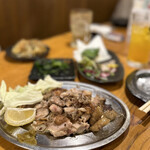 Yakiyaki Teppan Guriru Himawari  - 愛媛で食べる骨付鳥どーん