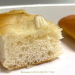 ガストロノミア ヨシ - 玉ねぎフォカッチャ