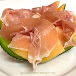 ガストロノミア ヨシ - 生ハムメロン乗せ（４人分）