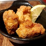 Konamon Yahachi - 鶏の唐揚げ小