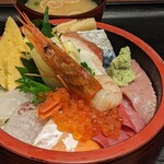 銀座さかなさま - 海鮮ちらし丼定食￥1250