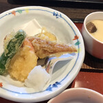 たらいうどん 山のせ - 