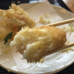 Udoncha Yakaiduya - 濃厚な海老クリームとバチ麺の相性は抜群。