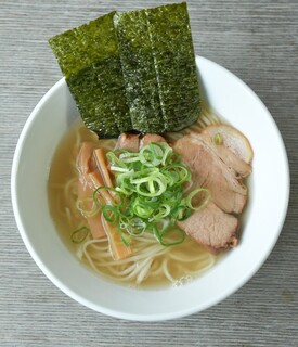 h Shina Soba Shigemoto - 支那そば温かい白…650円