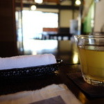 手打ち蕎麦 かね井 - そば茶