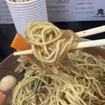 Marufuku - 餡と麺