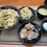 伝説のすた丼屋 - 料理写真: