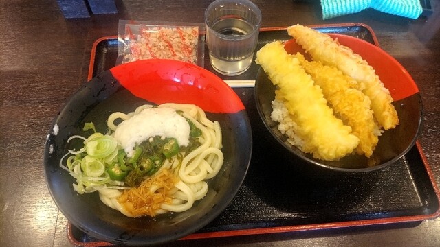 伊予製麺 帯広店 - 帯広（うどん）の写真
