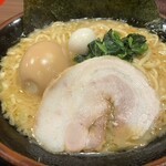 横浜家系ラーメン 福まし家 - 