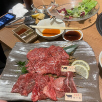 焼肉 にくなべ屋 神戸びいどろ 北野坂店 - 