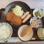 とんかつ＆エビフライ 囲炉裏 - 