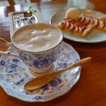 Kafe Fika 箱根 - ウインナ珈琲　600円