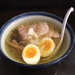 らーめん奏 - しおチャーシュー麺