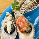 的矢かきテラス - 蒸し牡蠣の冷製ソース２種
