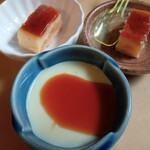 寿司居酒屋 まるがまる - プリン　カットケーキキャラメル