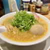 Kyoutoramenmorii - 味噌 味玉ラーメン 950円 ※「太麺」「麺 かため」「ネギ 多め」「背脂 普通」
                2023年6月18日