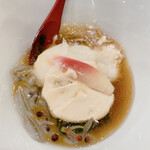 蕎麦割烹  倉田 - ジュンサイを落し新蓮根餅