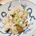 蕎麦割烹  倉田 - 長良川産 鮎の炊き込みご飯