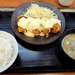 Karayama - ・チキン南蛮定食869円
