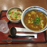 Kineya - カツ丼とカレーうどんセット 1300円