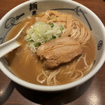麺屋武蔵 - ら〜麺 950円