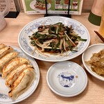 ぎょうざの満洲 - 2020/09/10 生ビール+餃子+レバニラ炒め+ザーサイ