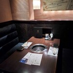 米沢牛焼肉 仔虎 - 内観