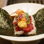 USHIGORO S. - 厳選部位と車海老の手巻き