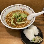 潤 - 担々麺セット￥900