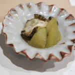 うを徳 - 【殽（さかな）】："靑茄子（あをなすび）"、w/"鱁鮧（うるか）"風味（あちとかをり）