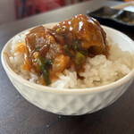 GIA DINH - 豚スペアリブたれ焼きのご飯(小)¥280