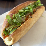 GIA DINH - バインミー　焼肉パテチャ