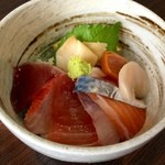 旬菜魚 五十嵐 - ランチ・海鮮丼：750円