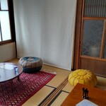 SAHHA - 本店沒有座位