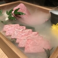よきにくや - ドライアイス入り木箱