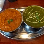 インドネパール料理 ラクシミ - Cセット1000円 カレー2種類、サラダ、ナンorライス、ドリンク付き  左、キーマ  右、サグチキン  量タップリです＼(^o^)／