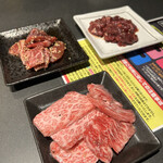 Yakiniku Mugen - 和牛カルビ 和牛ロース 生レバー