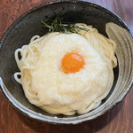 なかしま家 - 冷やし山かけうどん　790円(税込)