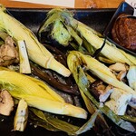 おん 枚方本店 - ヤングコーンと椎茸の焼き野菜