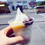 鷹屋 - 料理写真:柚子味噌+米チョコソフト　400円