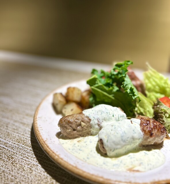 ギリシャ風ラムひき肉のピタピザのレシピ