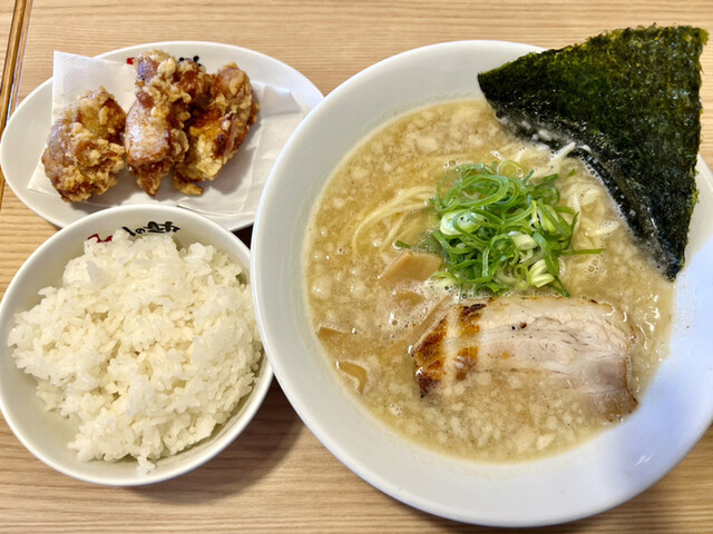 とりの助 東海田店 - 安芸中野/ラーメン | 食べログ