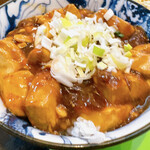 焼小籠包ドラゴン - 麻婆豆腐丼