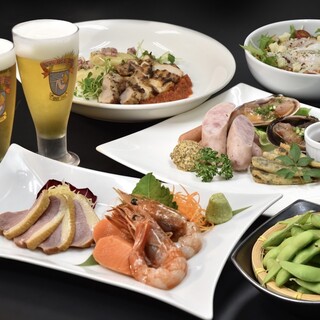 There are plenty of a la carte items that go well with beer, including the popular "spare ribs"♪