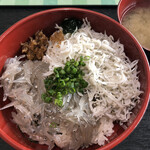 Domburi Koubou - 二色丼(生、ゆで)