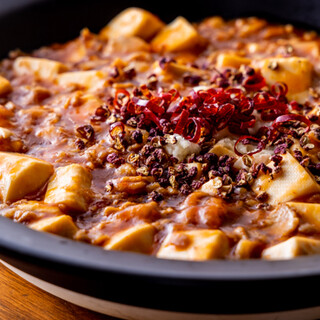 【自慢の看板メニュー】メイン料理～自家製デザートまで種類豊富