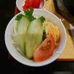 じぇいあん - 
○サラダ
自家製ドレッシングで美味しい味わい。