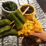 桔梗屋 - 枝豆・オクラ・モロヘイヤのおひたし・もずく・とうもろこし天ぷら
