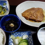 仁三郎 - 2013/8/27　カレイの煮付け